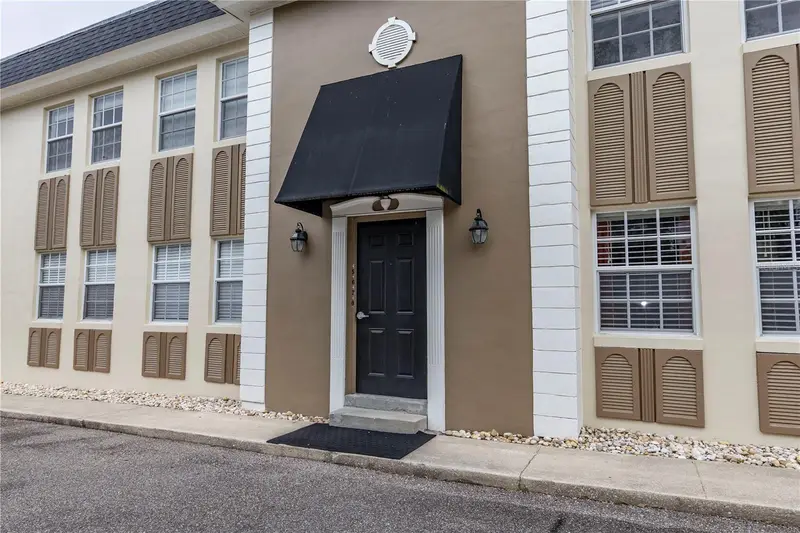 317 E Amelia St #8, FL