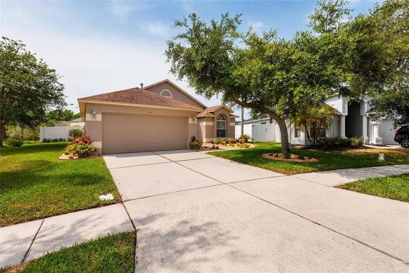 4711 Wessex Way, FL