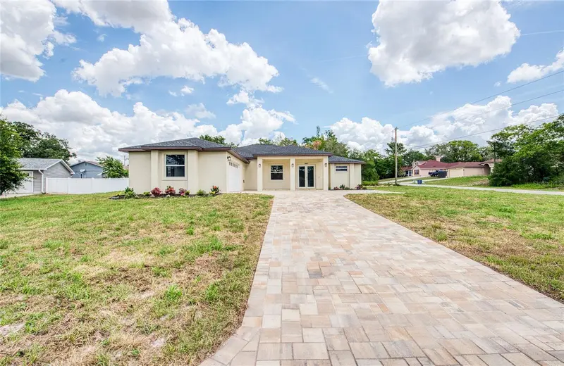 12027 Villa Rd, FL