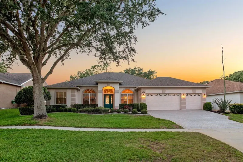 4328 Fawn Meadows Cir, FL