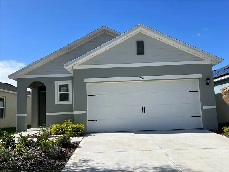 754 Chinoy Rd, FL