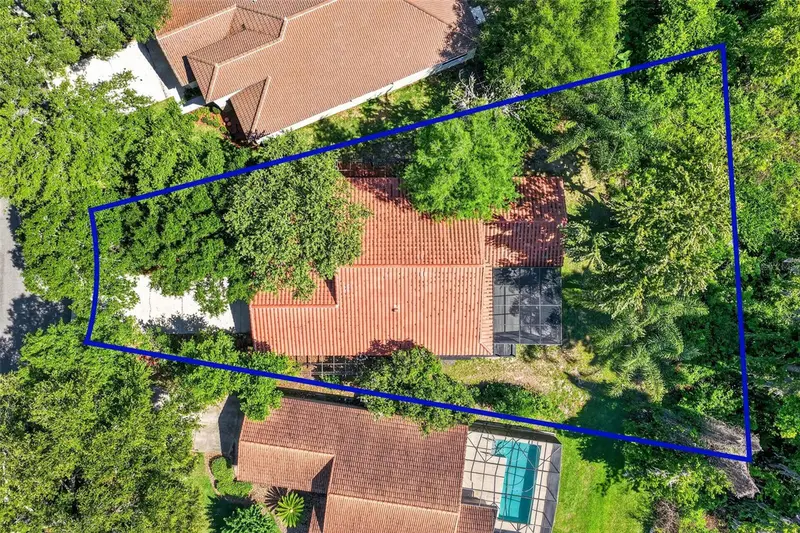 39 Forest Ln, FL