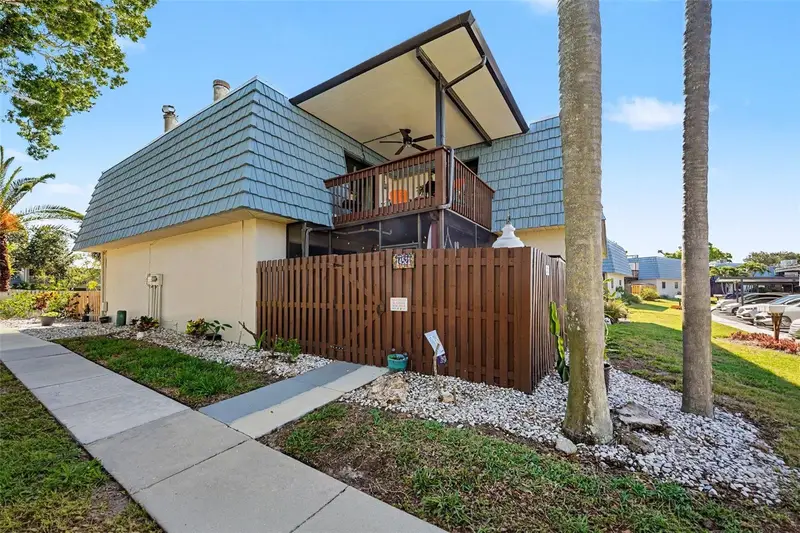 14521 Catalina Cir, FL