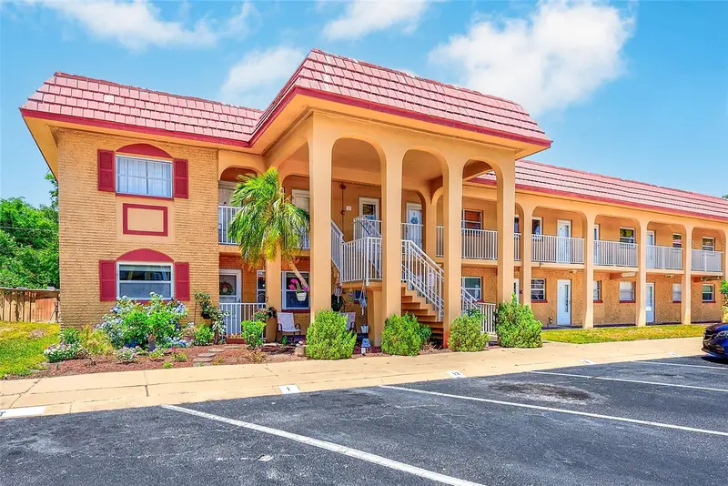 1300 S Hercules Ave #1, FL