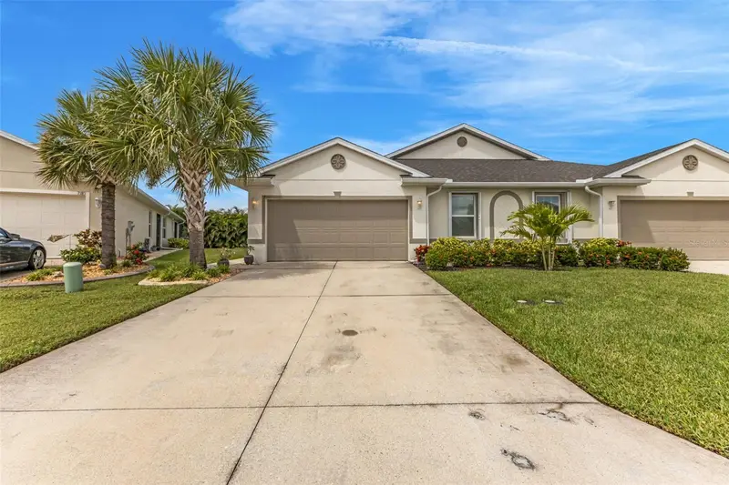 7177 W Lenox Cir, FL