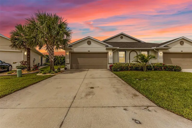 7177 W Lenox Cir, FL