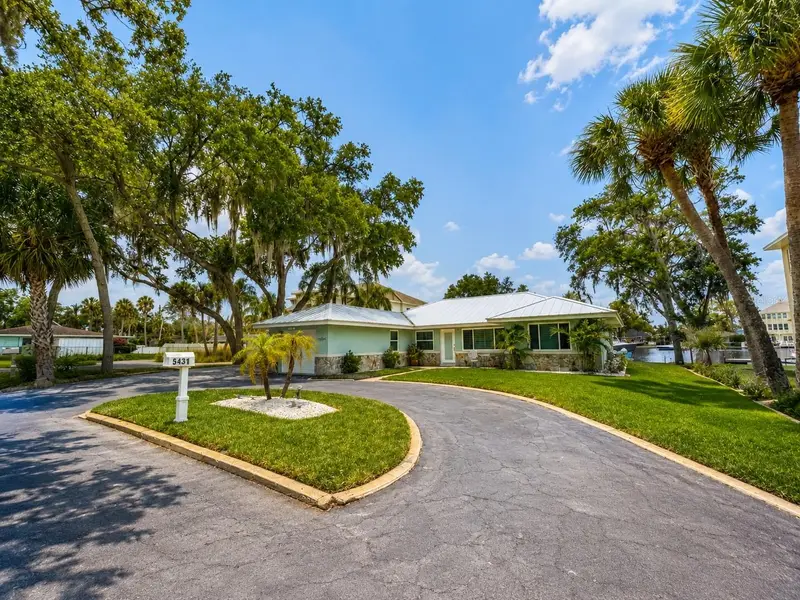 5431 Foley Square, FL