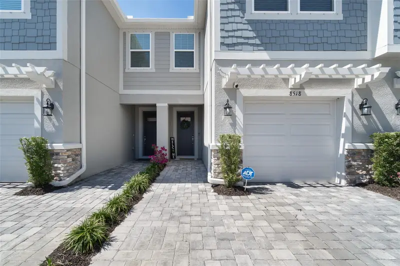 8518 Primrose Willow Pl, FL