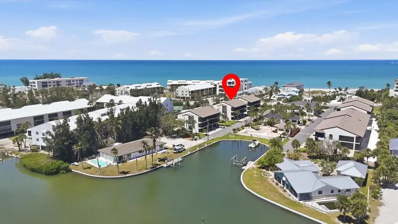 2729 N Beach Rd #211, FL