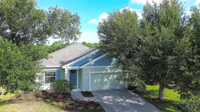1450 Blue Horizon Cir, FL