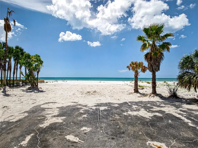 13642 Gulf Blvd, FL