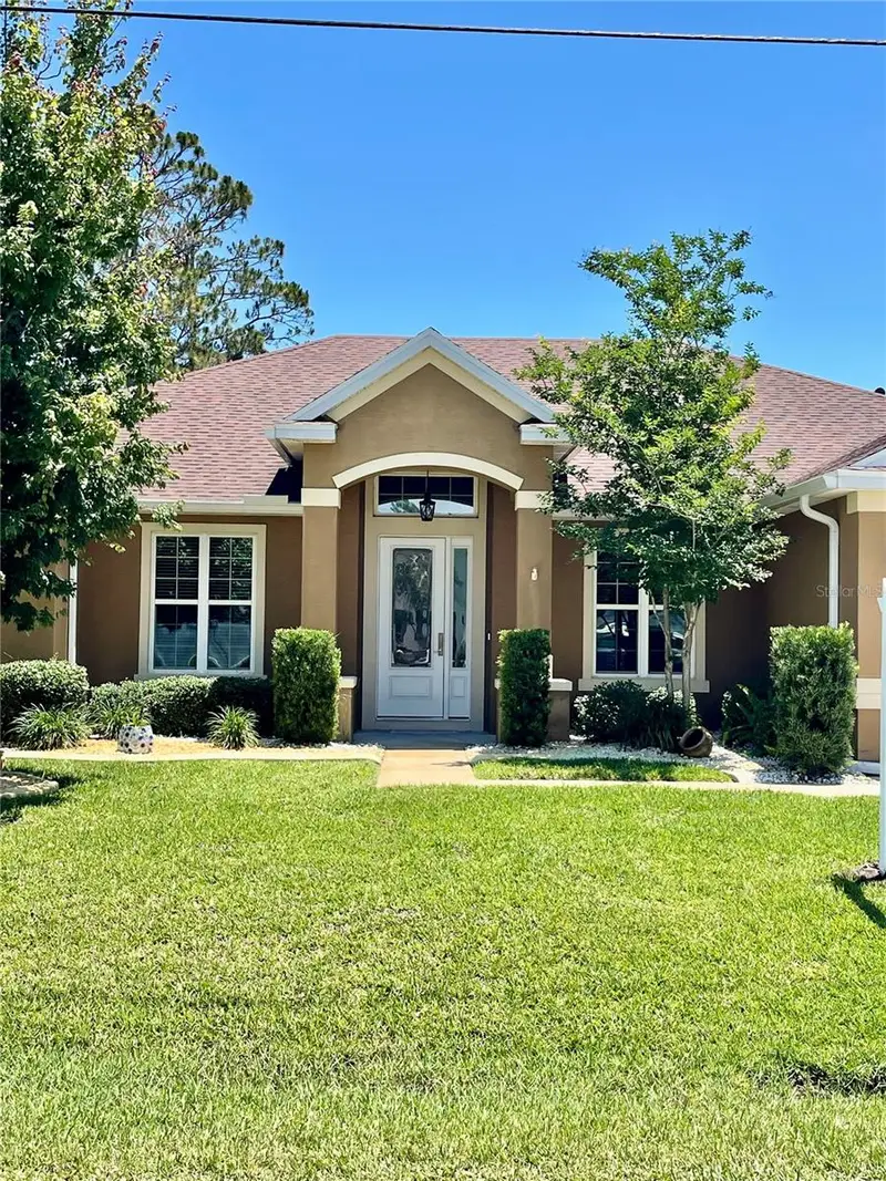 15 Senseney, FL
