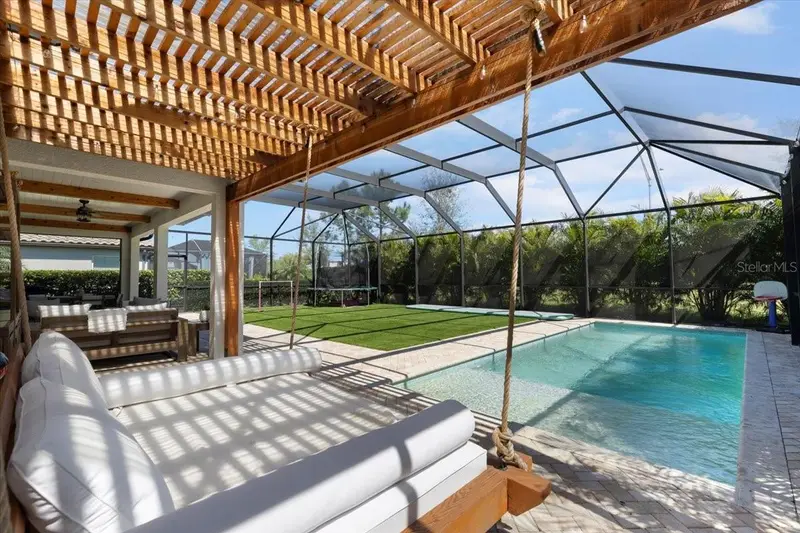 2017 Woodleaf Hammock Ct, FL