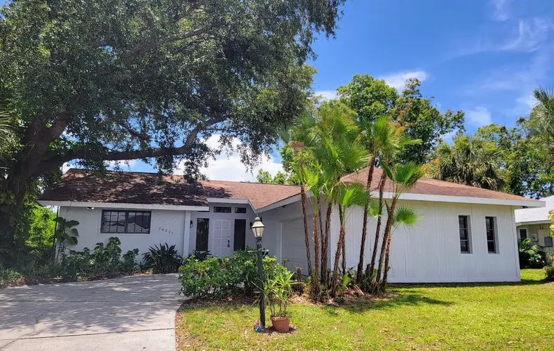26221 Constantine Rd, FL