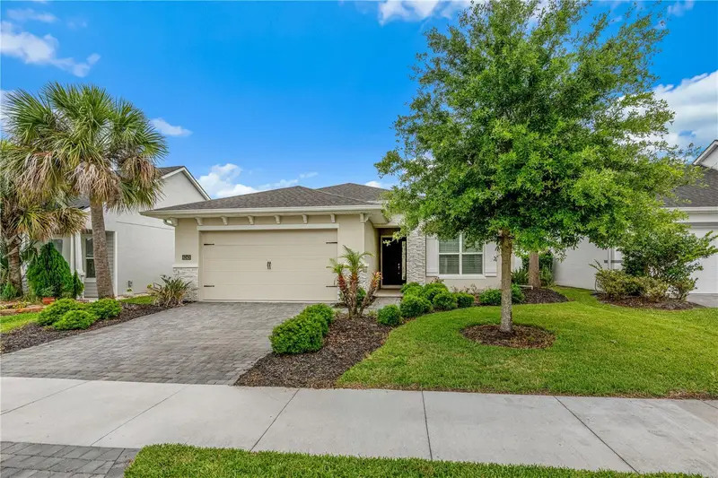 6243 Woodhaven Village Dr, FL