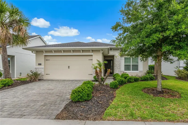 6243 Woodhaven Village Dr, FL