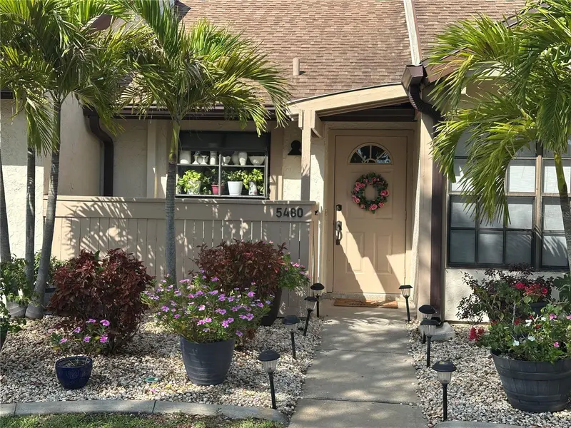 5480 Brassy Loop, FL