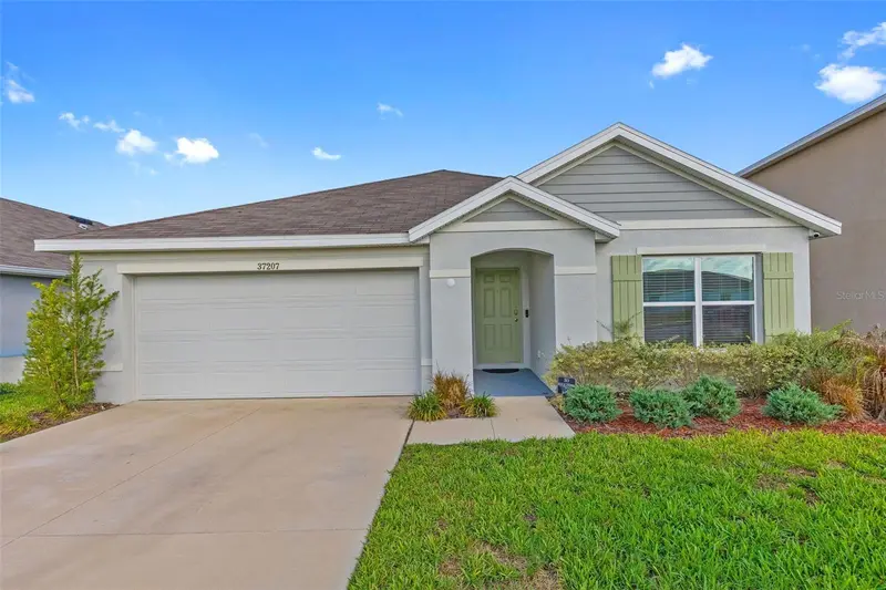 37207 Sharks Eye Lane, FL
