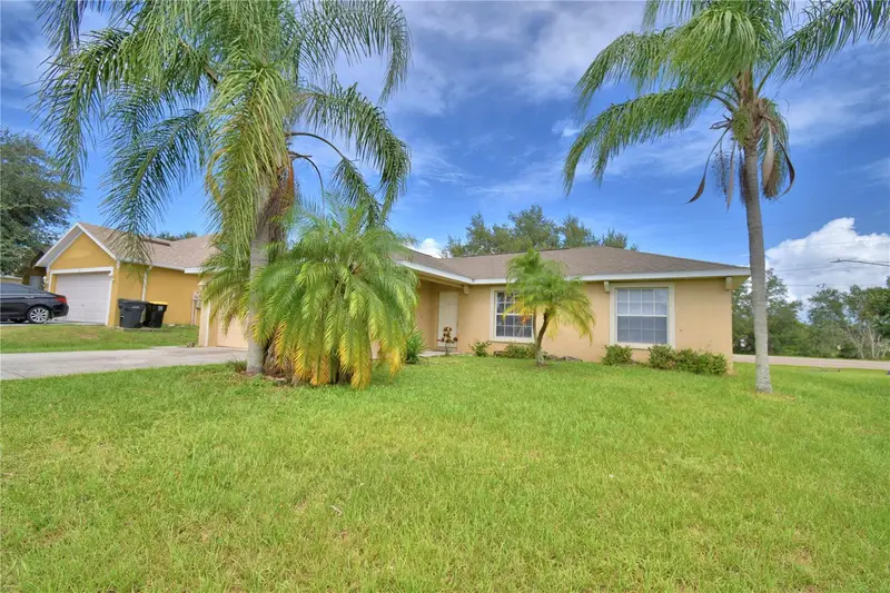 223 Grouper Ct, FL
