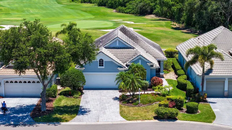 7823 Heritage Classic Ct, FL
