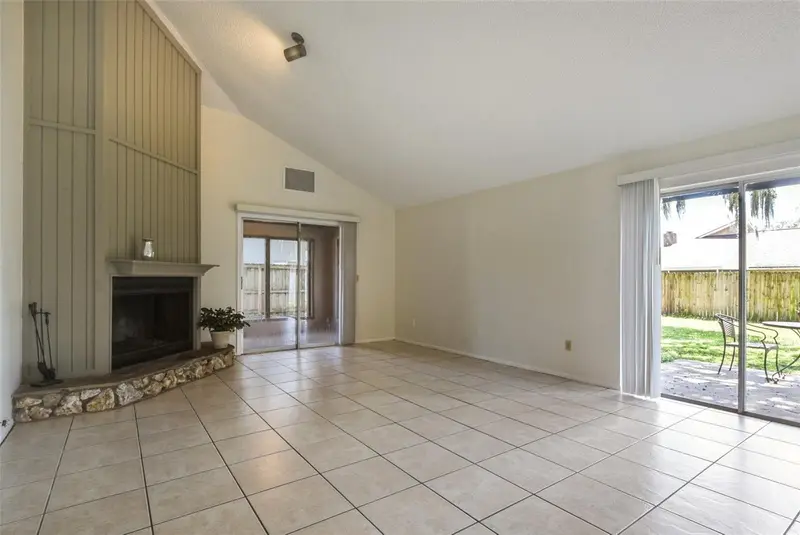 309 Redwing Way, FL