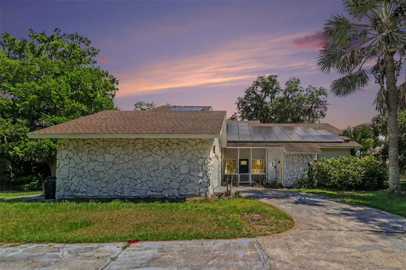 3181 Whisper Wind Dr, FL
