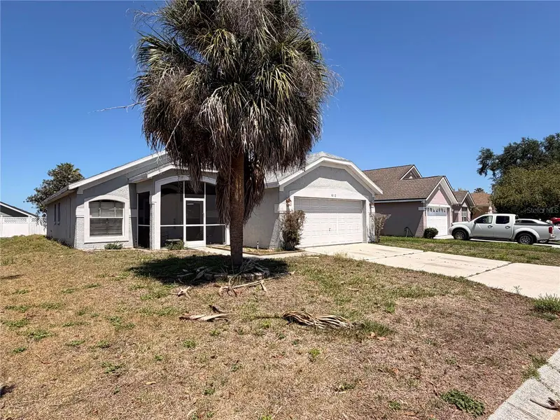 612 Prince Charles Dr, FL