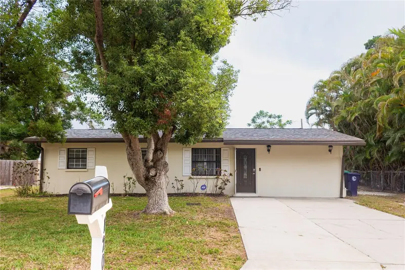 1204 23rd Ave W, FL