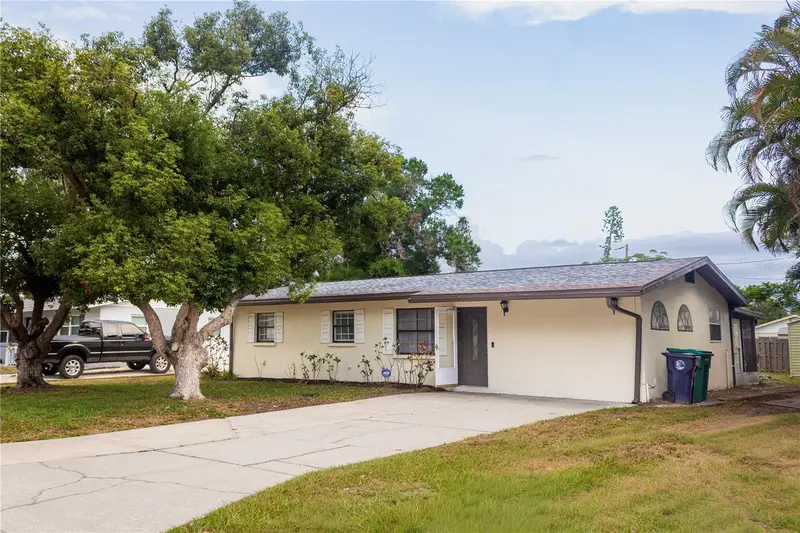 1204 23rd Ave W, FL