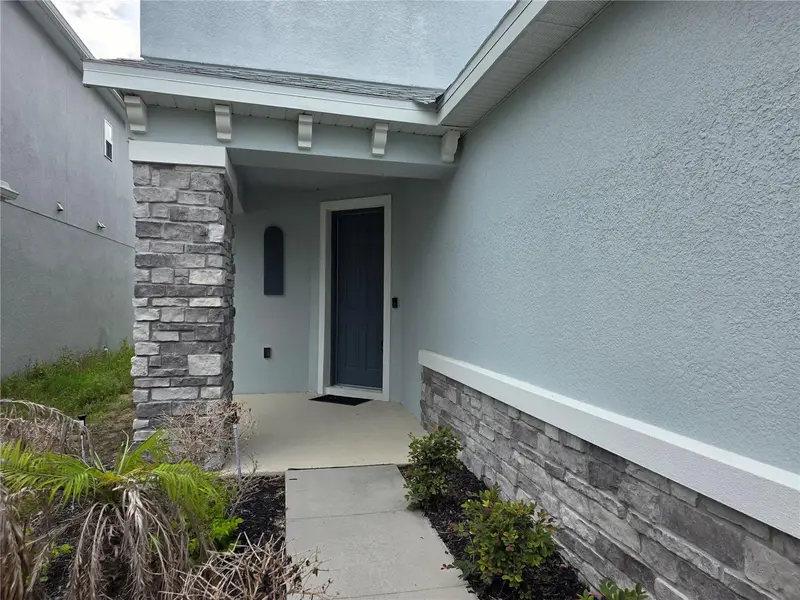 2865 High Pointe St, FL