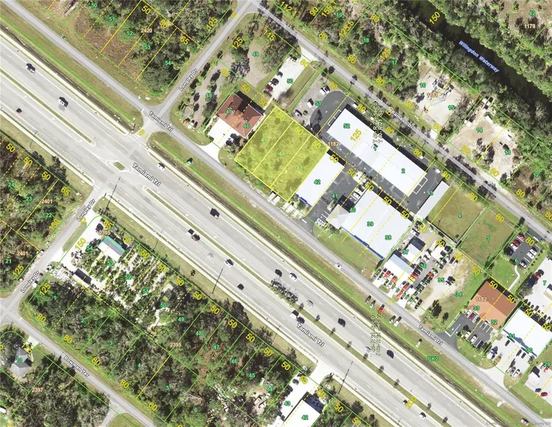 490 Tamiami Trl, FL