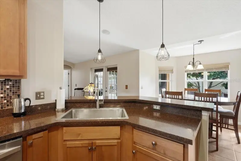 5 Zorlou Ct, FL