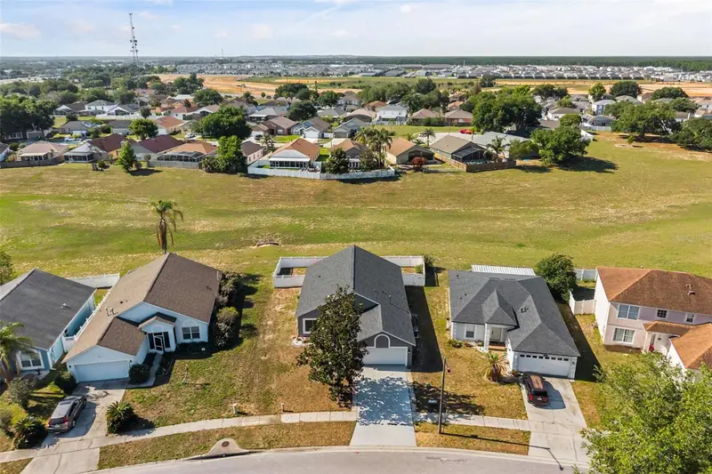 1746 Westminster Trl, FL