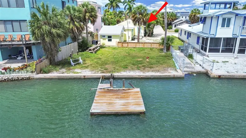 201 90th Ave, FL