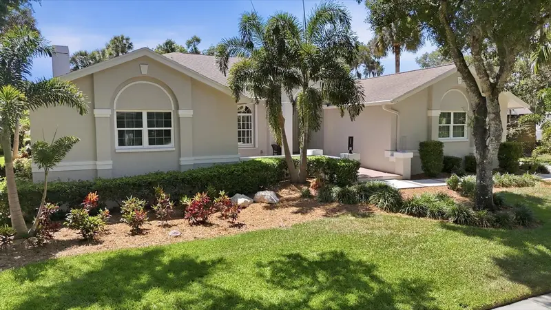 4734 E Trails Dr, FL