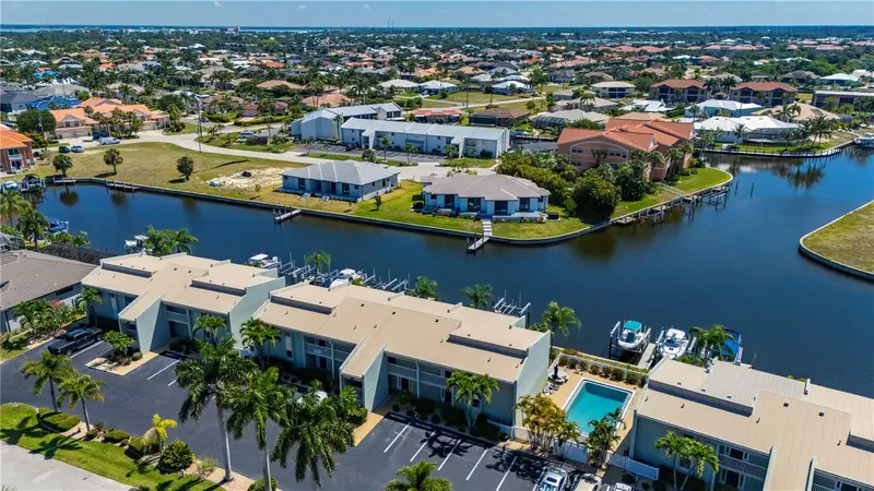 1400 Mineo Dr #12t, FL