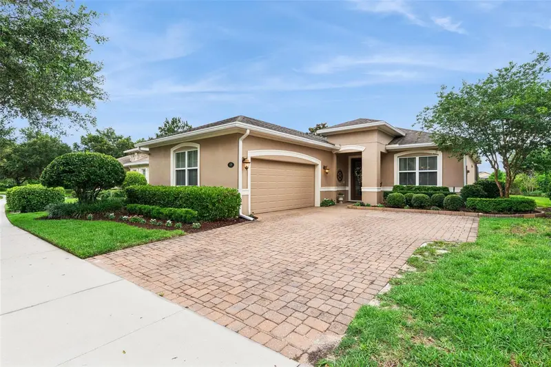 1129 Gardenshire Ln, FL