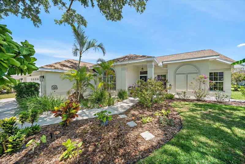 4732 Meadowview Cir, FL