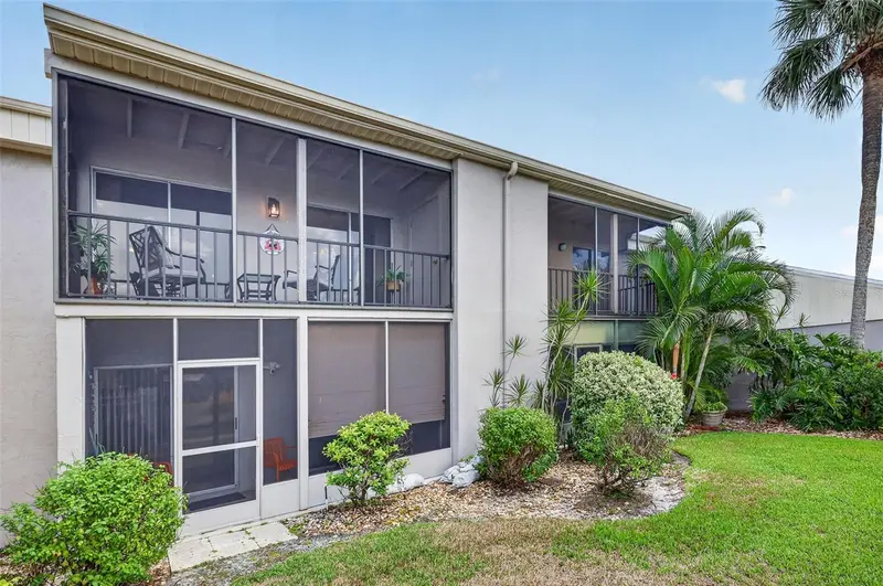 6146 7th Ave W #6146, FL