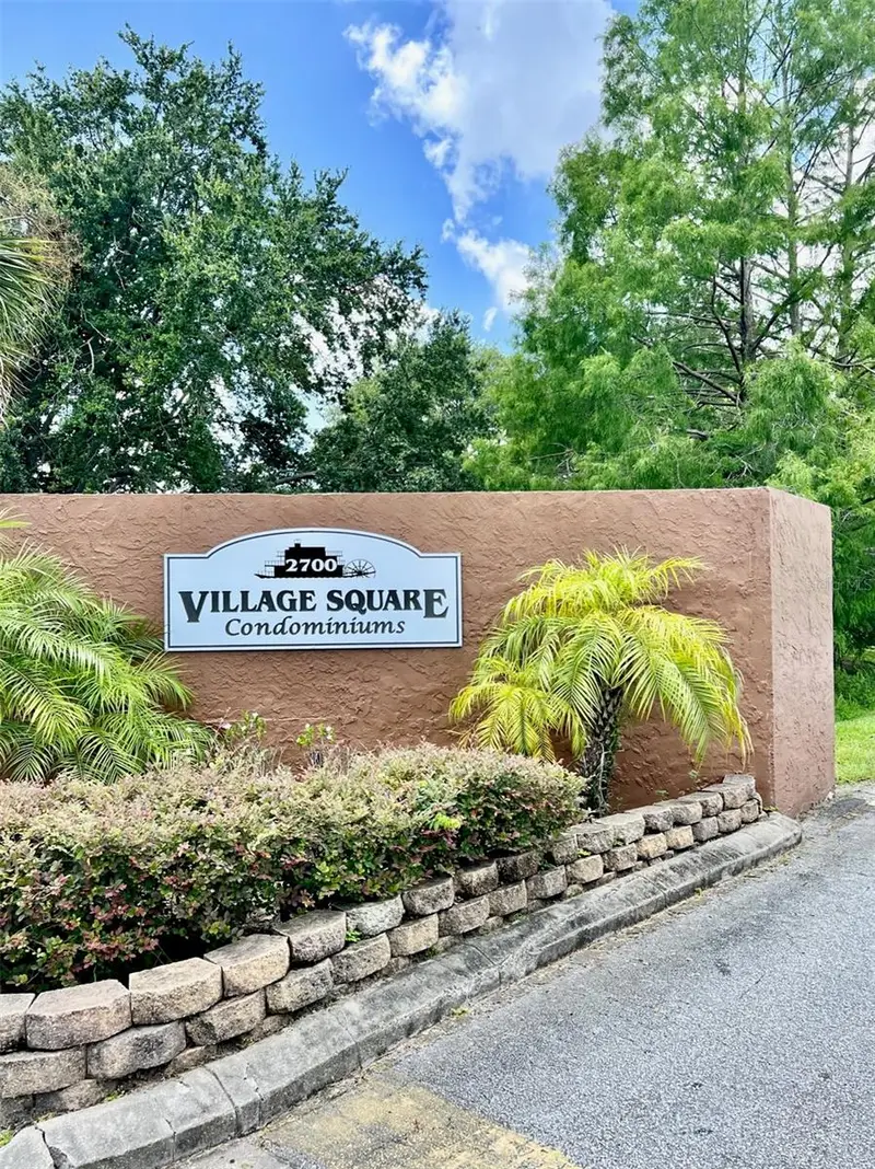 6065 Village Cir #6065, FL