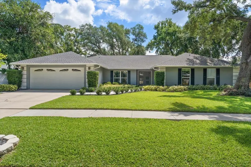 13903 Oberlin Manor Way, FL