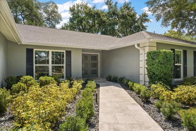 13903 Oberlin Manor Way, FL