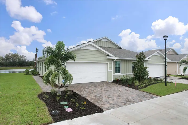 44442 Palm Frond Dr, FL