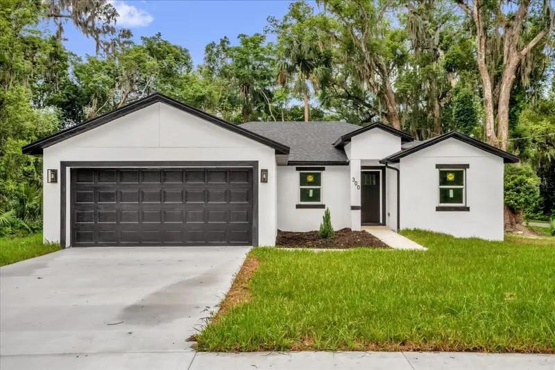 300 Cherokee Ave, FL