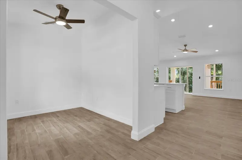 300 Cherokee Ave, FL