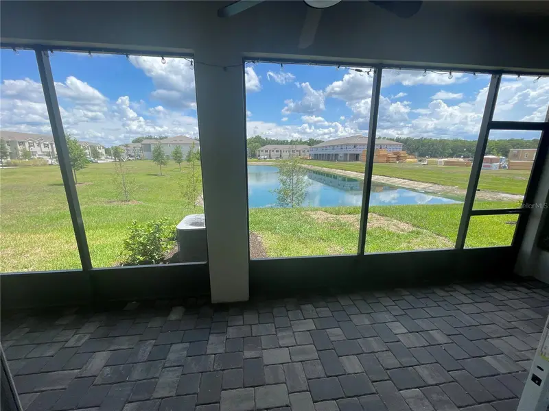 26068 Woven Wicker Bnd, FL