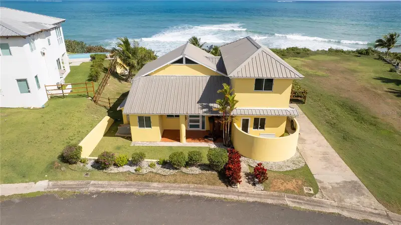 5 Beach Village, PR