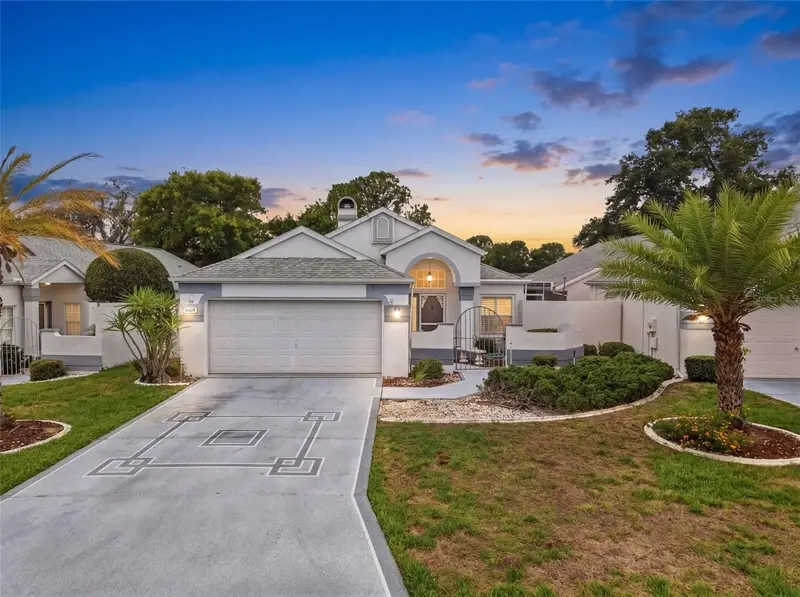 10439 Casa Grande Cir, FL