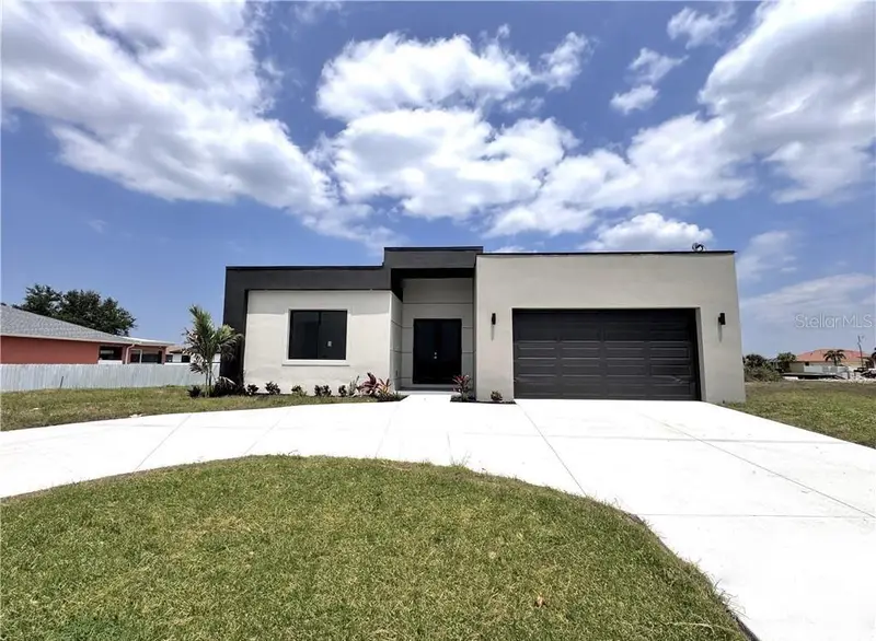 1247 Kismet Pkwy W, FL