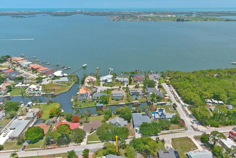 2080 Newfound Harbor Dr, FL